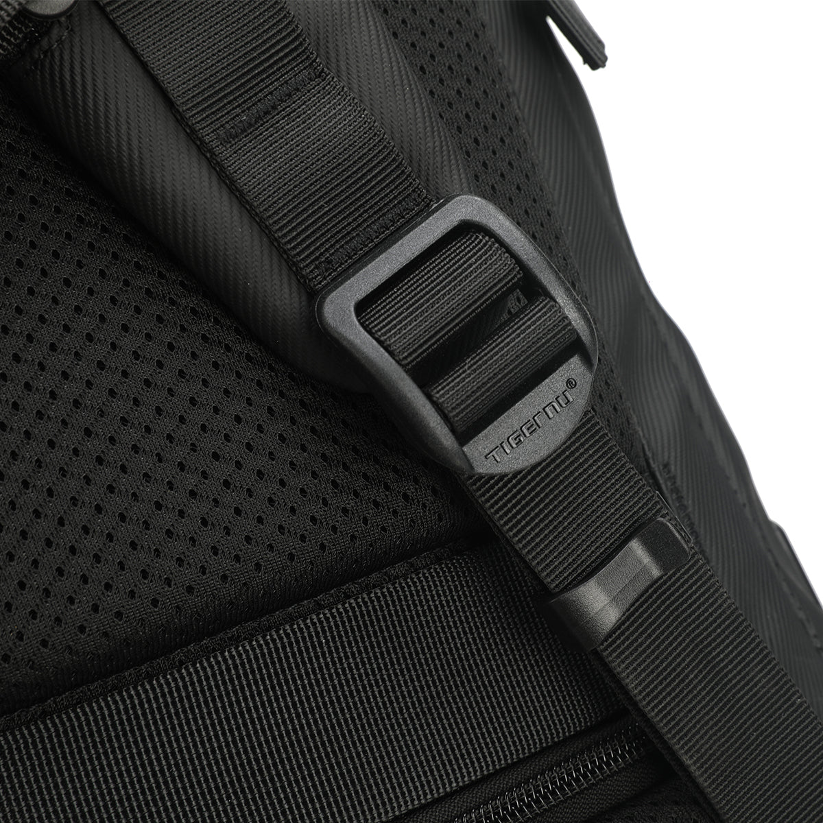 Tigernu Multi Functional Expansion Compartment, USB Waterproof and Breathable Honeycomb Back Panel, Nylon 3-in-1 Detachable Travel Bag