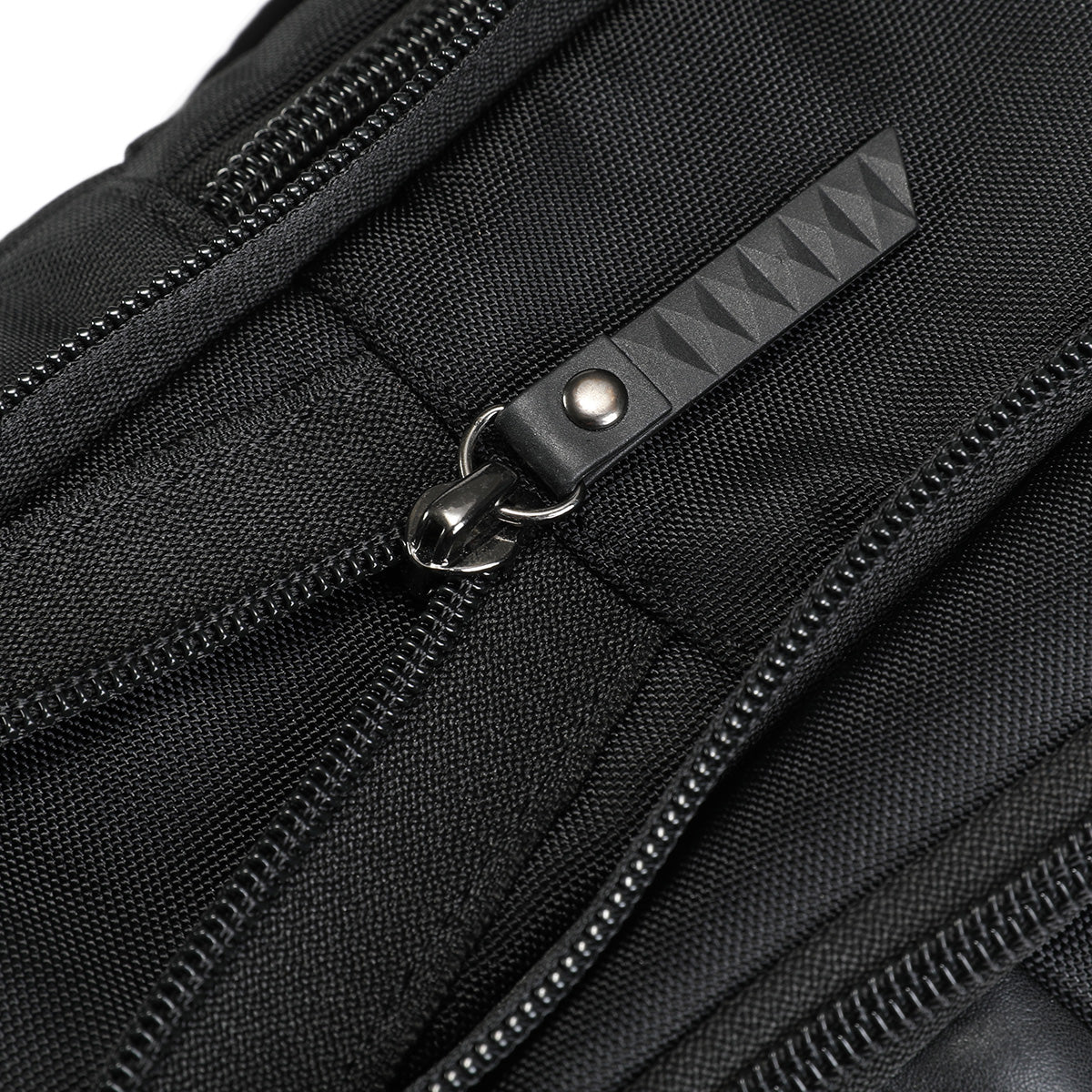 Tigernu Fashion Daily Portable Lightweight Laptop Bag Nylon S-Shaped Ergonomic Dynamic Expansion Men's Backpacks Backpack for Men