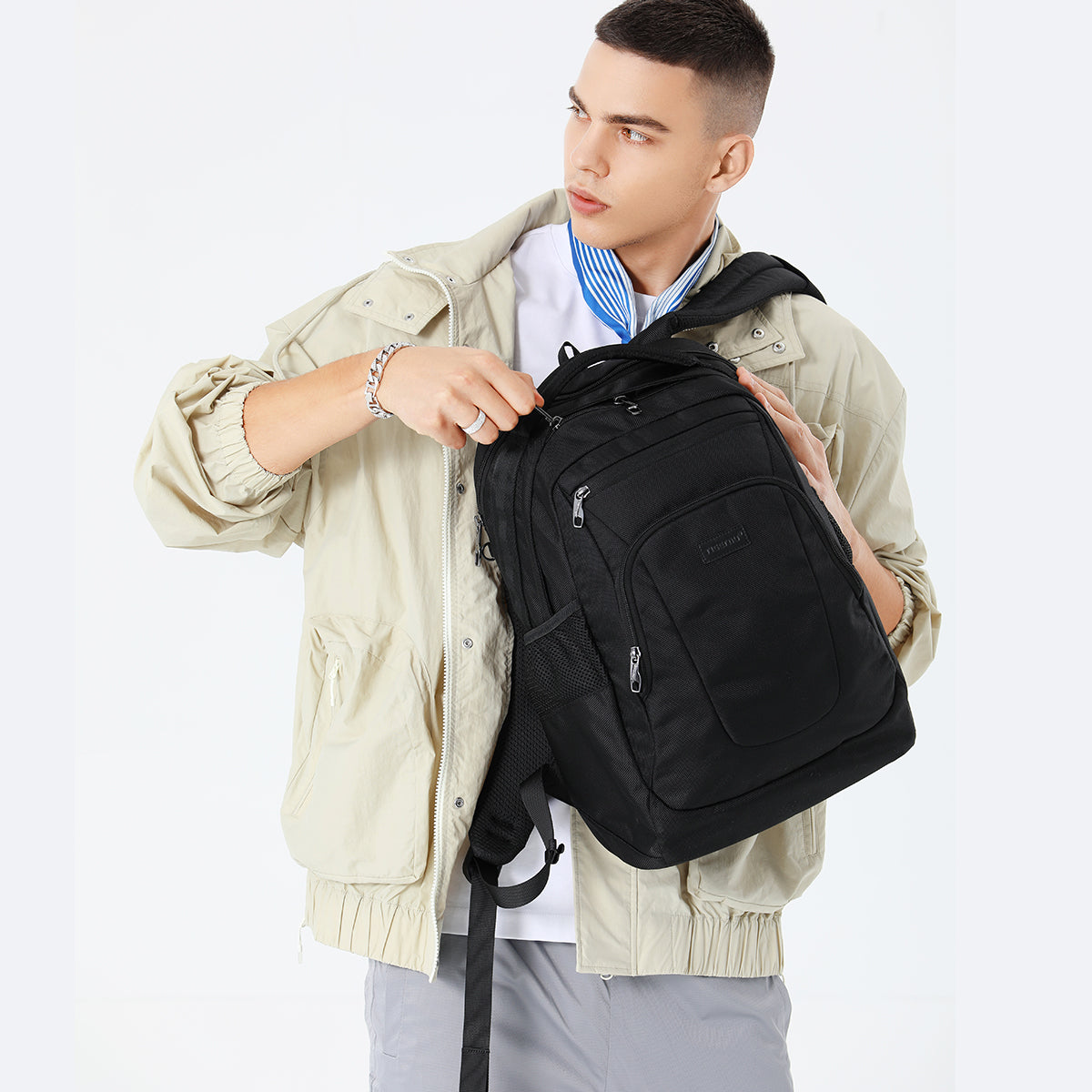 TIGERNU Large Capacity 9.7 Inch Nylon Lightweight Wear-Resistant Waterproof Outdoor Sports Men's Messenger Bag Crossbody Bags