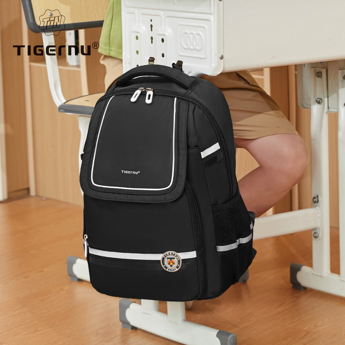 Tigernu High Quality Lightweight Waterproof Student Backpack Large Capacity Oxford Spine Protection Zipper Breathable Safe for Campus