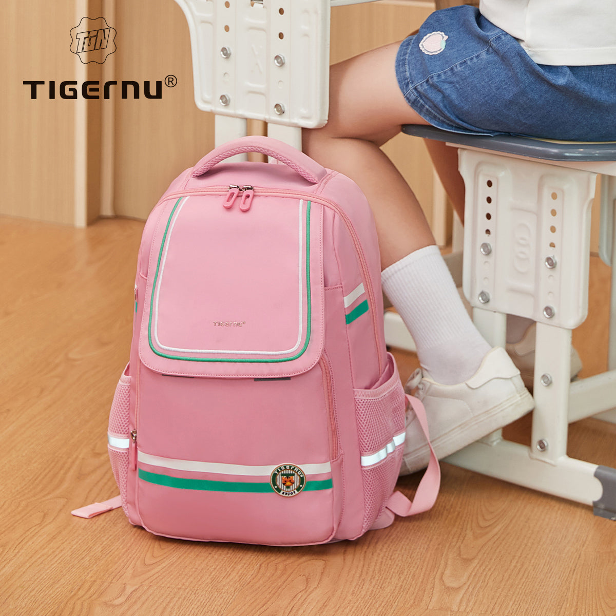 Tigernu High Quality Lightweight Waterproof Student Backpack Large Capacity Oxford Spine Protection Zipper Breathable Safe for Campus