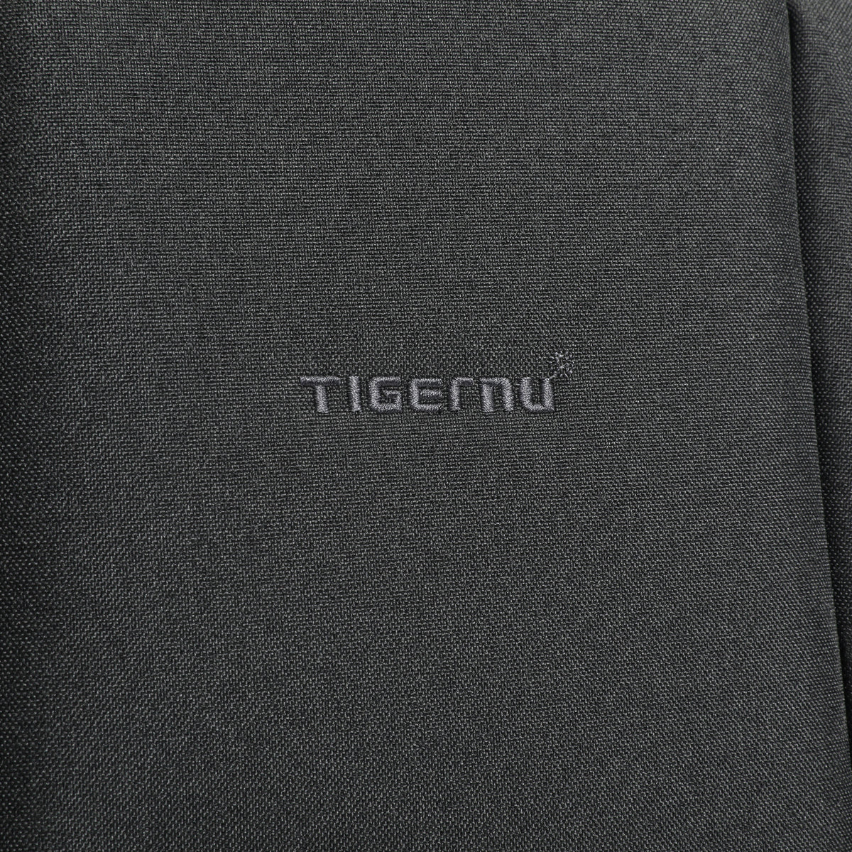 Tigernu High Quality Wholesale 15.6 Inch Computer Compartment Nylon USB Breathable Lightweight Waterproof Outdoor Travel Bag