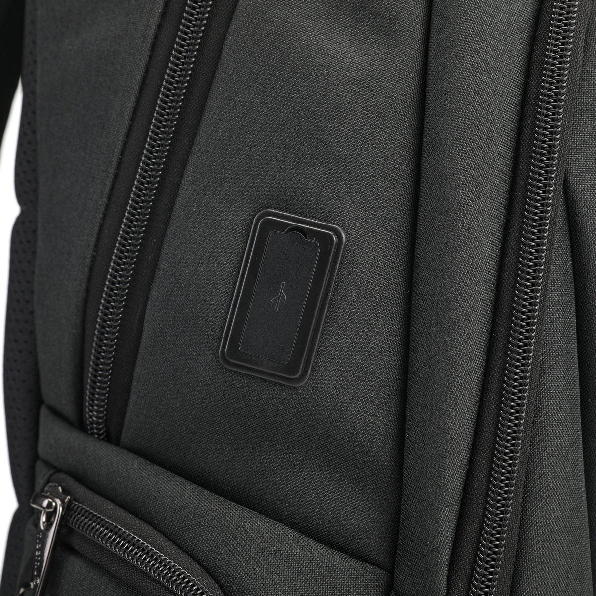 Tigernu High Quality Wholesale 15.6 Inch Computer Compartment Nylon USB Breathable Lightweight Waterproof Outdoor Travel Bag