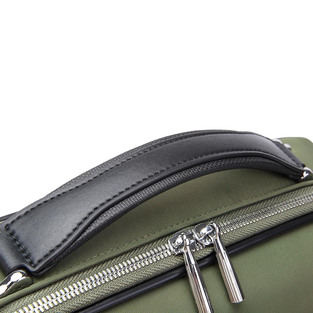Bange Premium Collection 22L مقاس الكمبيوتر المحمول 15,6