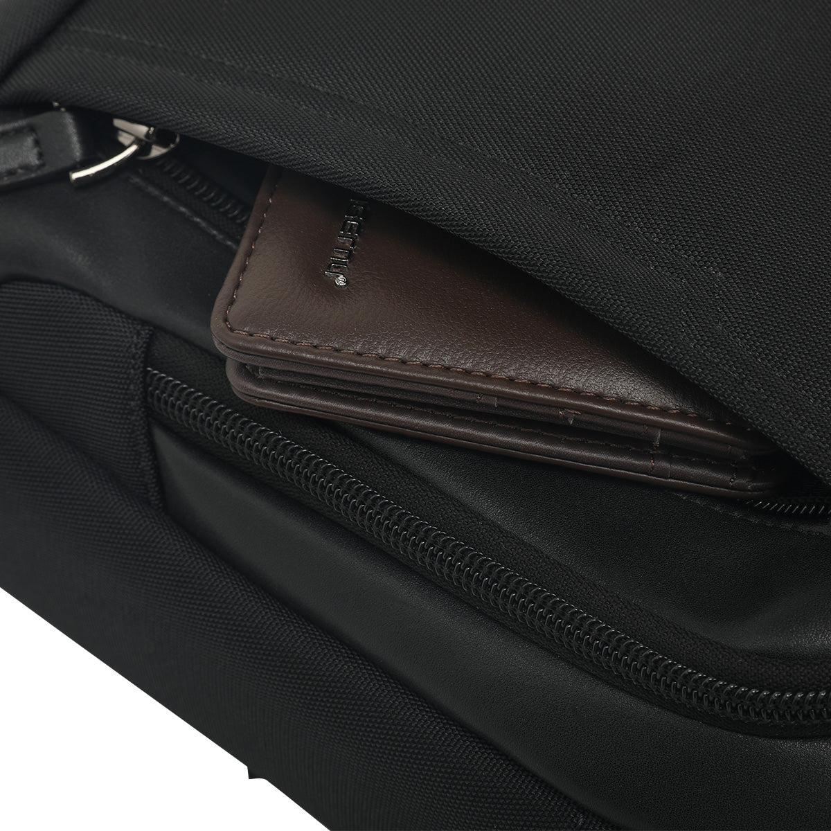 TIGERNU Men's Multifunctional Nylon Laptop Shoulder Sling Bag 9.7inches Fashionable Multi-Pocket Storage for Commuting