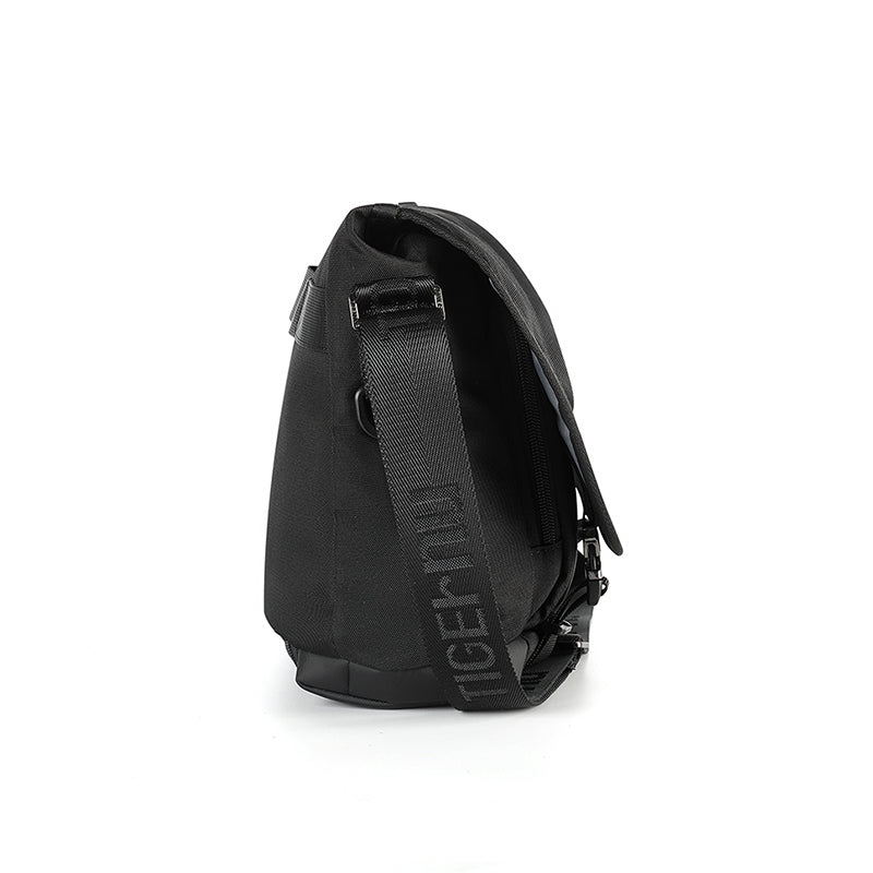 Tigernu Lightweight and Durable 10.1-inch Nylon Waterproof Scratch Resist Sports Cycling Outdoor Sports Men's Crossbody Bag Sling Bag