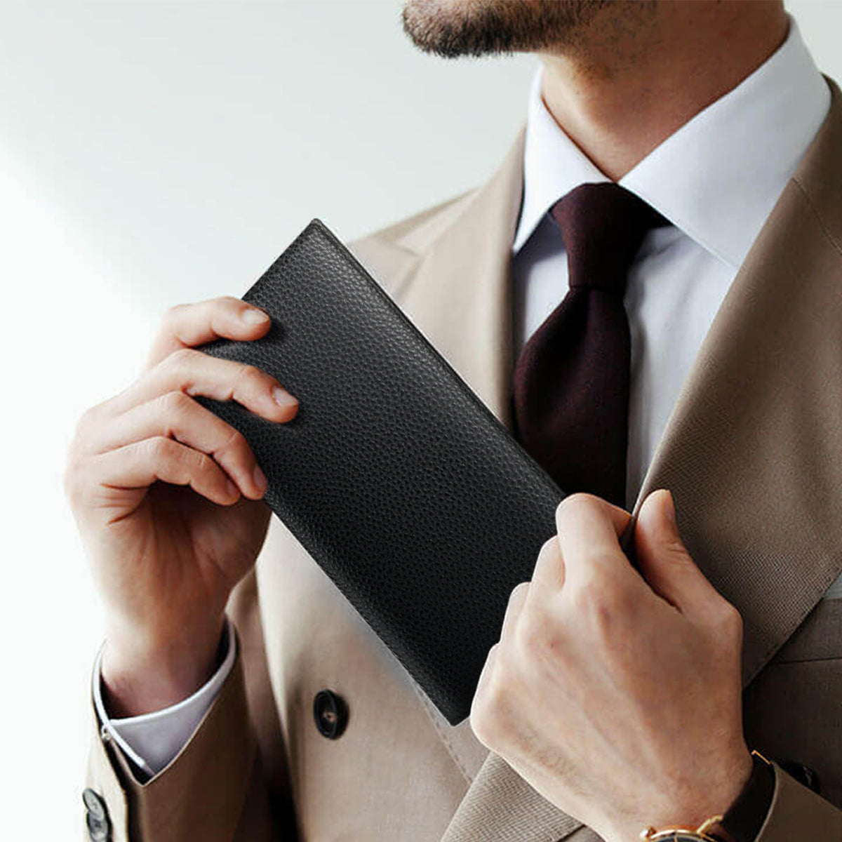 TIGERNU Craftsmanship Design 10 Inch Top Layer Cowhide Durable and Sturdy Classic Style Business Communication Daily Men's Wallet