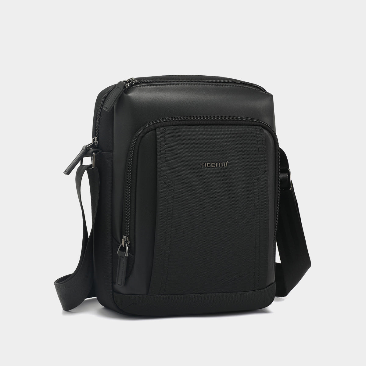 TIGERNU Men's Multifunctional Nylon Laptop Shoulder Sling Bag 9.7inches Fashionable Multi-Pocket Storage for Commuting
