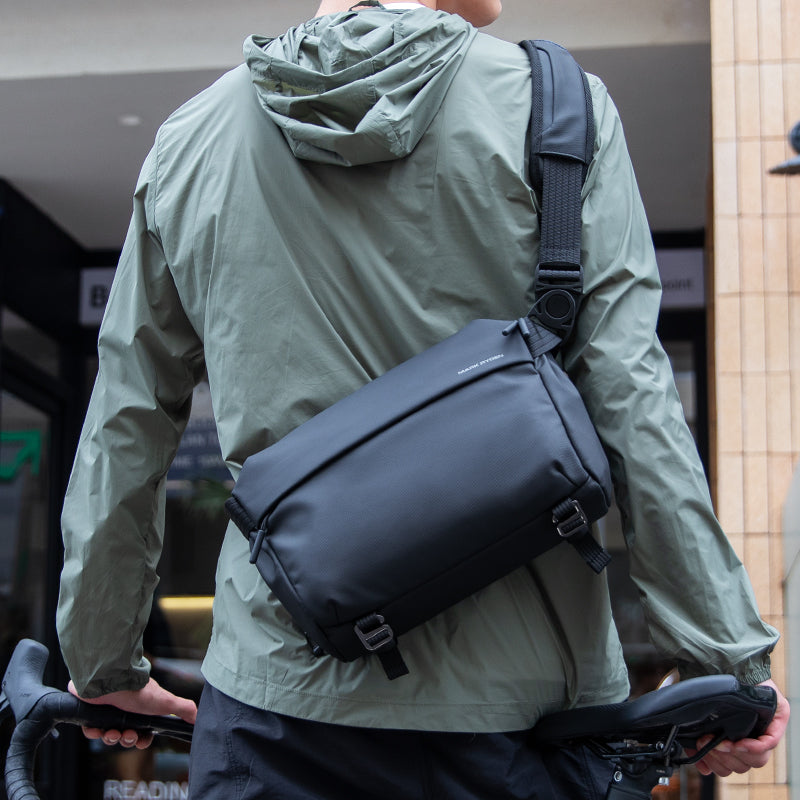 Mark Ryden Factory Wholesale Customised Men's Crossbody Bags Sport Riding Backpack Multifunctional Shoulder Bags