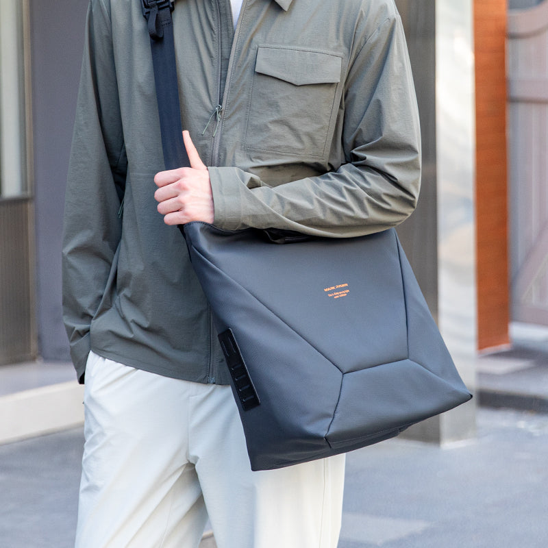 Mark Ryden Factory Hot Sale Wholesale Handbag Men's Crossbody Bag Large Capacity Handbag Tote Bag Cosmetic Bag