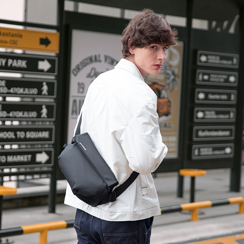 Mark Ryden Factory Wholesale Customised Crossbody Bag Men's Large Capacity Shoulder Tide Sports Small Backpack Bag