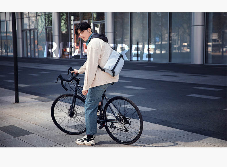 Mark Ryden Selling Explosive Men's Crossbody Bag Sports Cycling wholesale crossbody bag