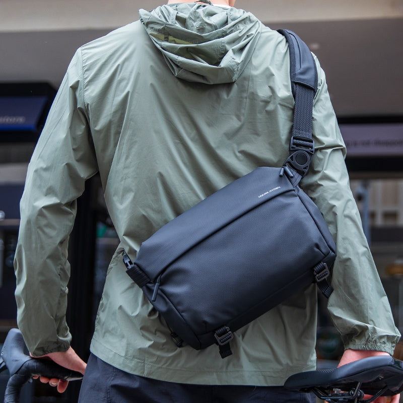Mark Ryden Factory Wholesale Customised Men's Crossbody Bags Sport Riding Backpack Multifunctional Shoulder Bags