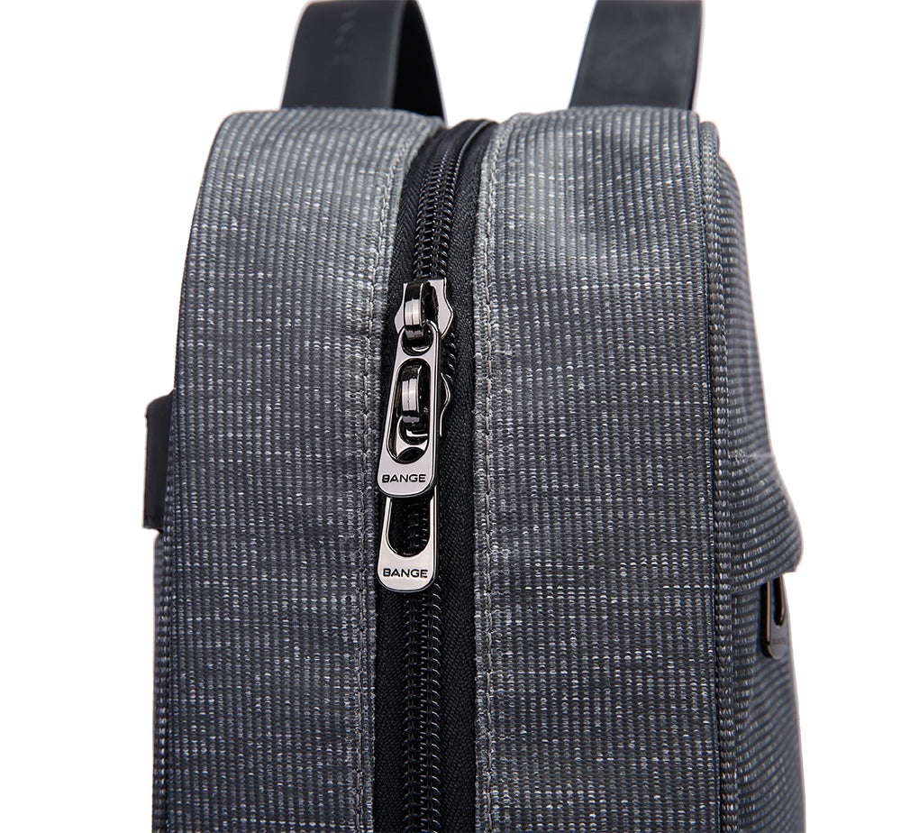 hanging travel toiletry bag