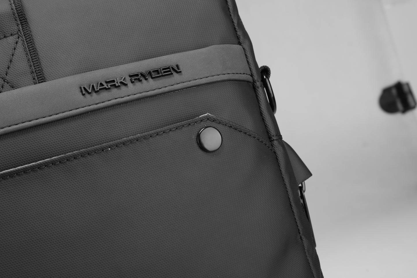 Mark Ryden Laptop Bags Factory Price Large Capacity Customized Printed Laptop 15.6 Sleeve case Custom Computer Bag Briefcase Business