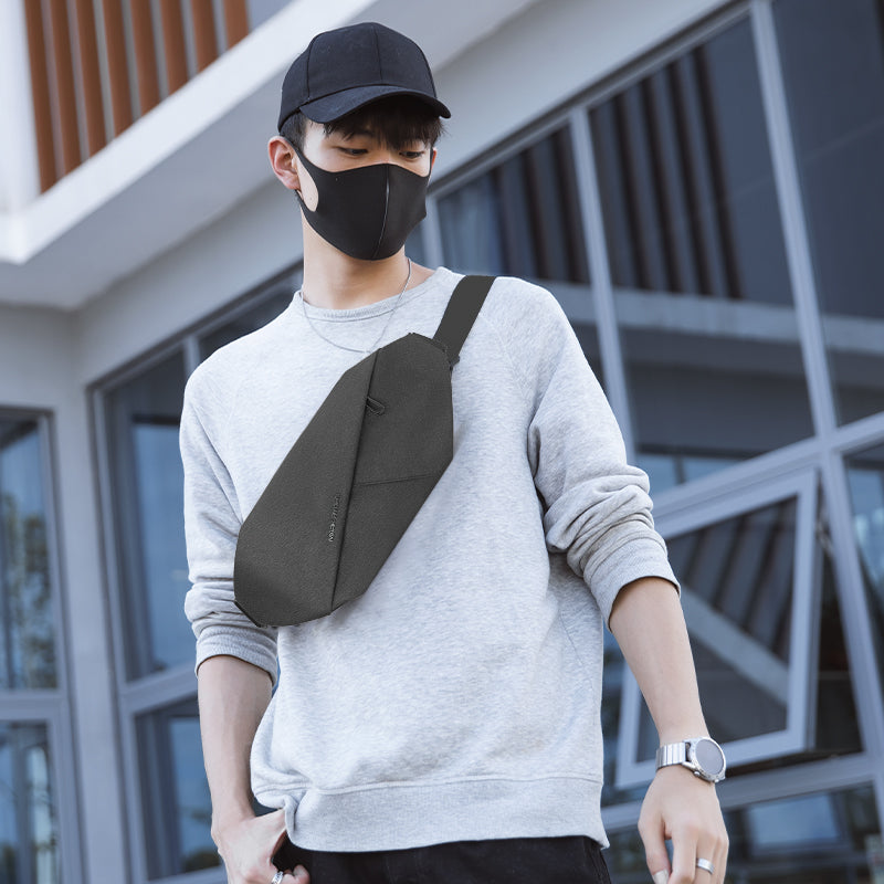 Mark Ryden Factory Customised Wholesale Crossbody Bag Men's Sling Backpack Sports Cycling Chest Bag